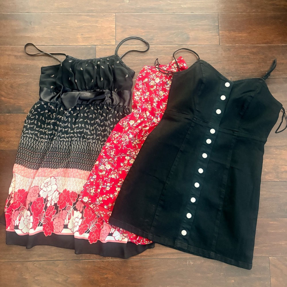 Bundle of 3 Ladies outfits